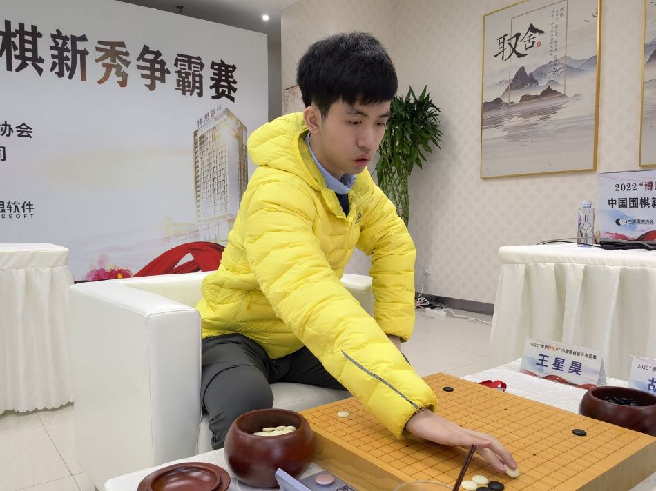 图片报表示，目前看来帕乔也在皇马的引援视线中，如果皇马出价达到4000万欧可以签下他。